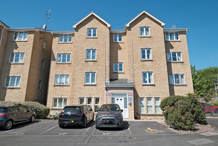 2 Bedroom Apartment To Rent In Straight Mile Court, Burnley, Lancashire, BB11
