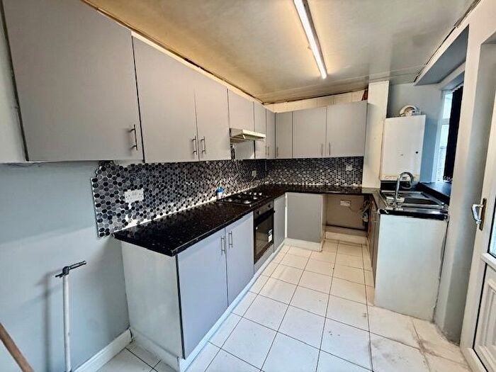 3 Bedroom Flat To Rent In Brunswick Street, Nelson, BB9