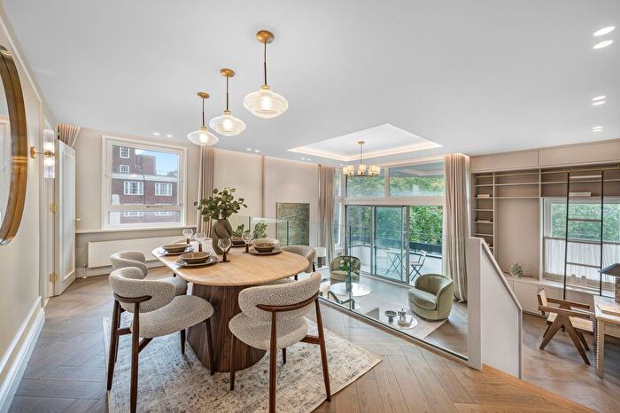 2 Bedroom Flat To Rent In The Water Gardens, Hyde Park, W2