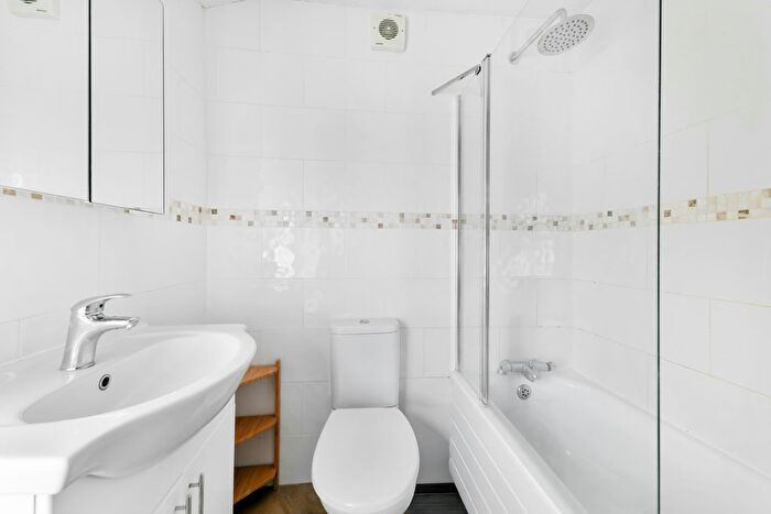 2 Bedroom Terraced House For Sale In Crown Lane, Morden, SM4