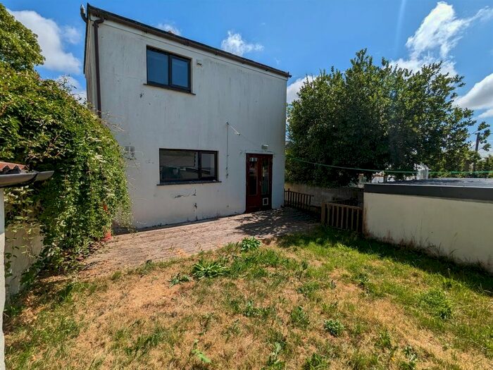 2 Bedroom Property To Rent In Well Street, Tregony, Truro, TR2