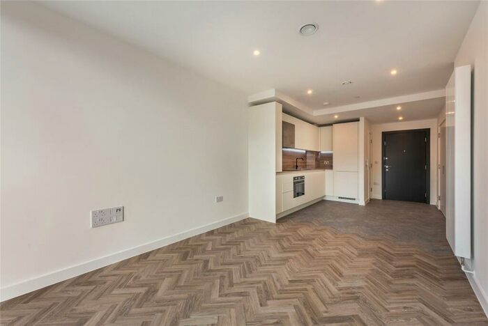 1 Bedroom Flat To Rent In Makers Yard, East India And Lansbury, E3