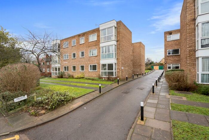 2 Bedroom Apartment To Rent In Wimborne, Highview Road, Sidcup, Kent, DA14