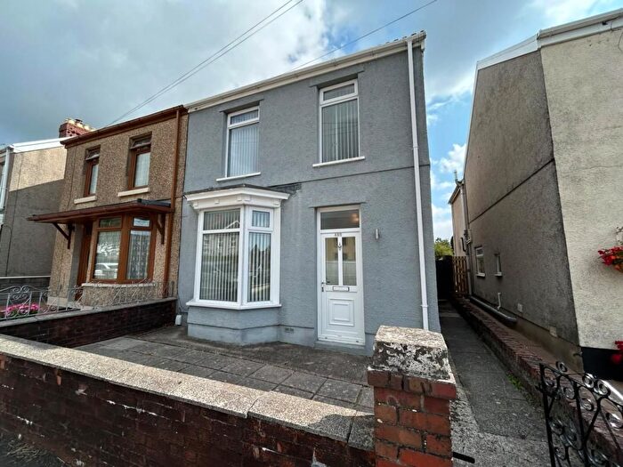 3 Bedroom Semi-Detached House To Rent In Middle Road, Gendros, Swansea, SA5