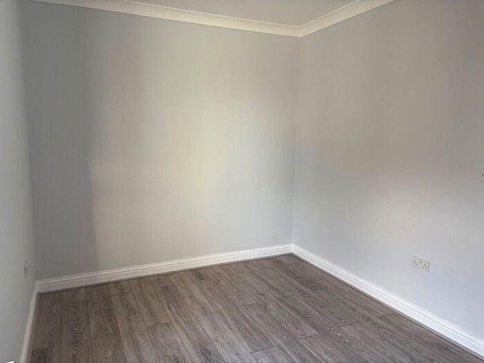 1 Bedroom Flat To Rent In Oakfield Road, Croydon, CR0