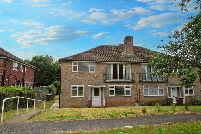 2 Bedroom Maisonette To Rent In Twickenham Gardens, Harrow, Middlesex, HA3