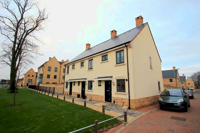 2 Bedroom Property To Rent In Brigade Grove, Colchester, CO2