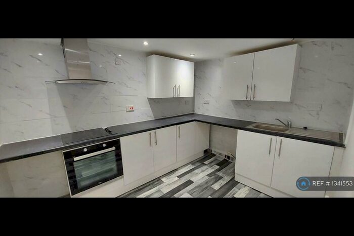 Studio To Rent In Rasbottom Street, Bolton, BL3