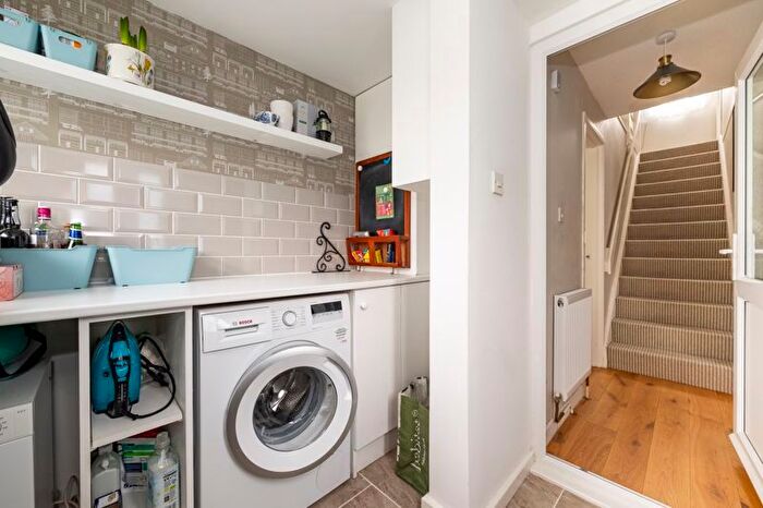3 Bedroom End Of Terrace House For Sale In Old Malling Way, Lewes, BN7