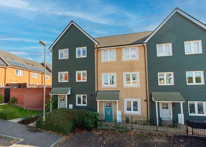 4 Bedroom Town House For Sale In Boyce Road, Church Crookham, GU52
