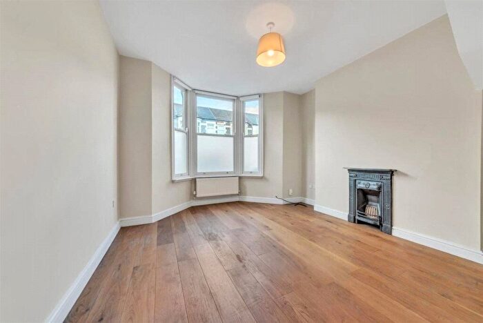 2 Bedroom Flat For Sale In Nealden Street, Lambeth, London, SW9