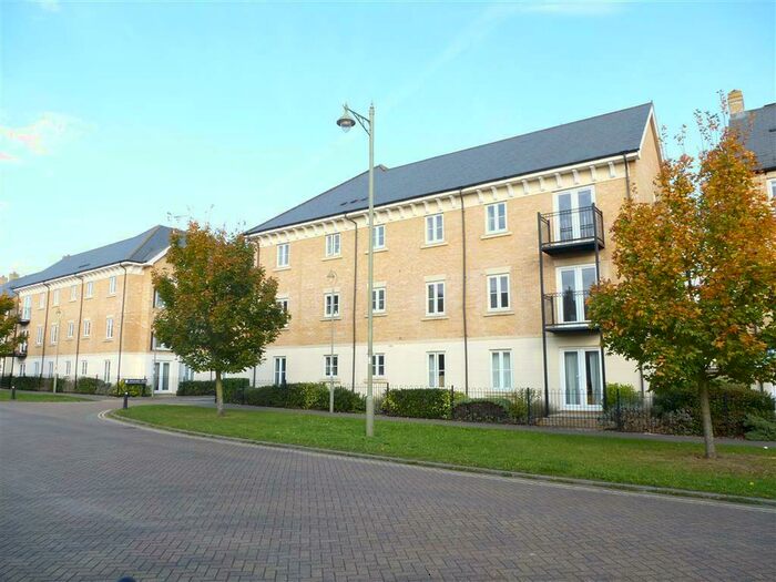 2 Bedroom Apartment To Rent In Appleford Drive, Carterton, OX18