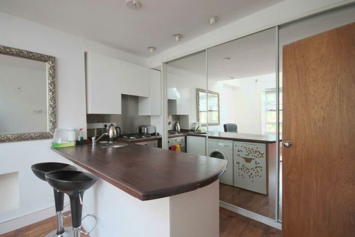 1 Bedroom Flat To Rent In Garlinge Road, West Hampstead, NW2