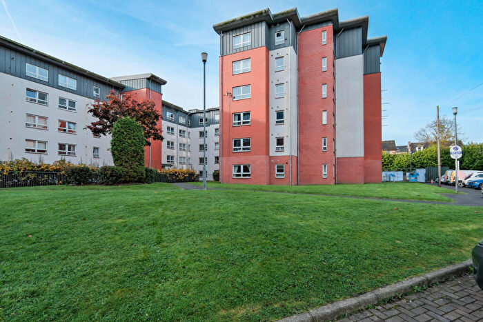 2 Bedroom Flat For Sale In Whitehill Place, Dennistoun, Glasgow, G31