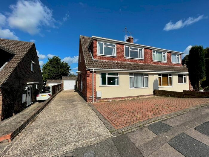 4 Bedroom Semi-Detached House To Rent In Westwood Road, Newbury, RG14