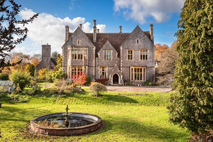 4 Bedroom Country House For Sale In Commercial Road, Uffculme, Cullompton, Devon, EX15