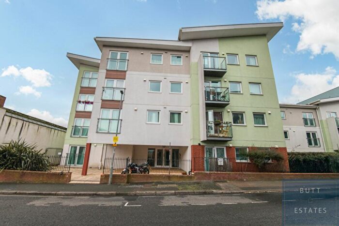 1 Bedroom Flat For Sale In Acland House, Exeter, EX1