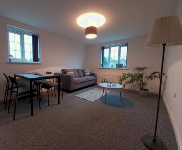 2 Bedroom Flat To Rent In Galingale View, Newcastle-Under-Lyme, ST5