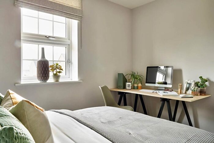 4 Bedroom Detached House For Sale In Great Horwood Road, Winslow, MK18