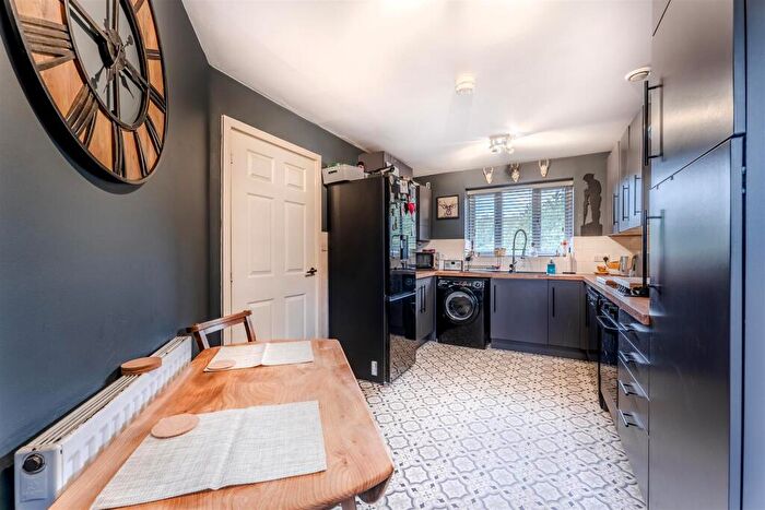 2 Bedroom Terraced House For Sale In Gardeners Crescent, Kettering, NN16