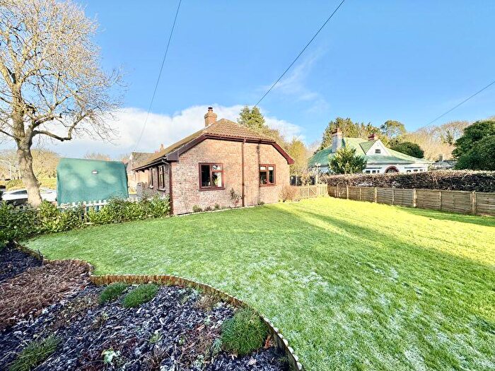 2 Bedroom Bungalow For Sale In Main Road, Saltfleet, LN11