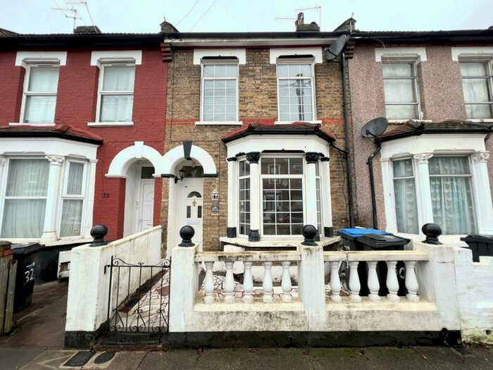 3 Bedroom Terraced House To Rent In Somerset Road, Edmonton, N18