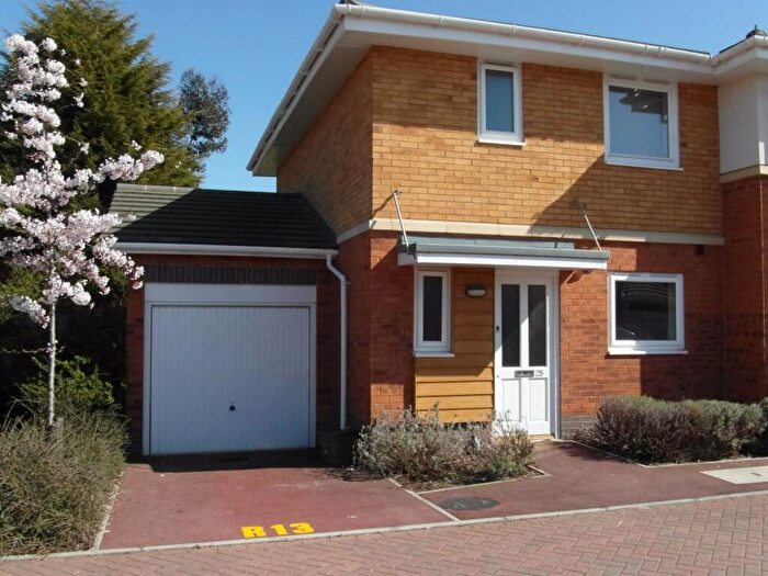 2 Bedroom Terraced House To Rent In Manning Gardens, Croydon, Surrey, CR0