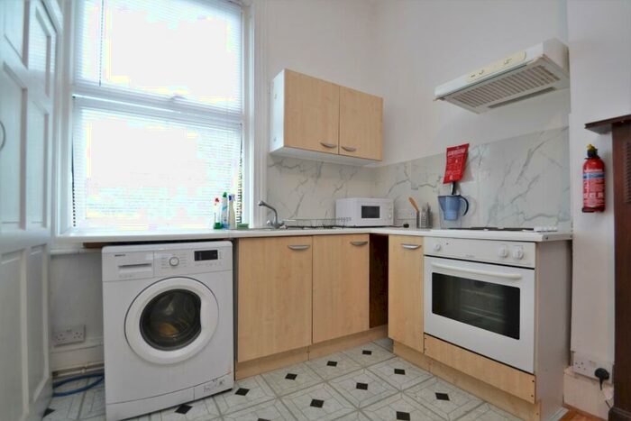 Flat To Rent In George Lane London, SE13