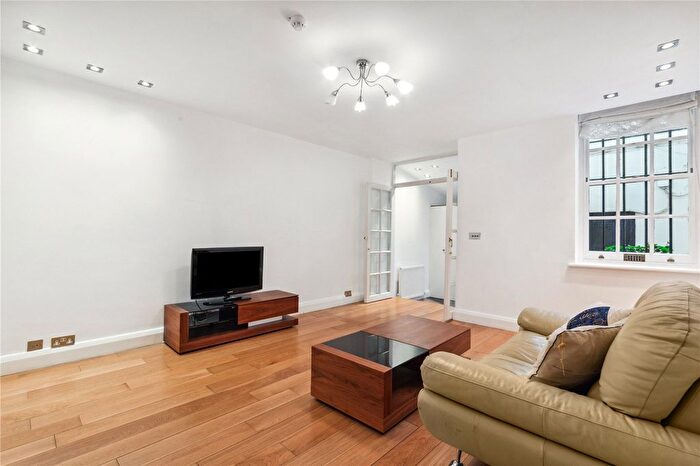 1 Bedroom Flat For Sale In Cleveland Square, London, W2