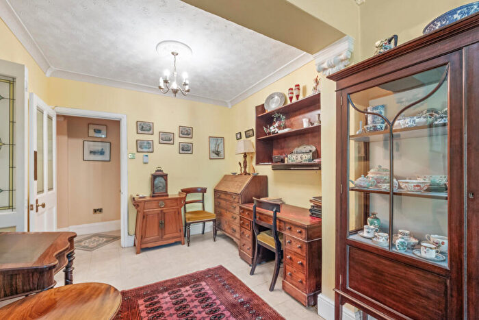 3 Bedroom End Of Terrace House For Sale In Wareham, Dorset, BH20 - Photo 5