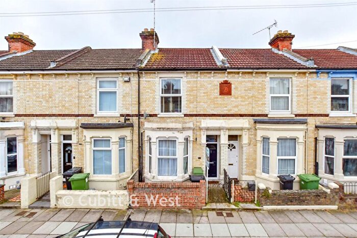 3 Bedroom Terraced House For Sale In Burleigh Road, Portsmouth, Hampshire, PO1