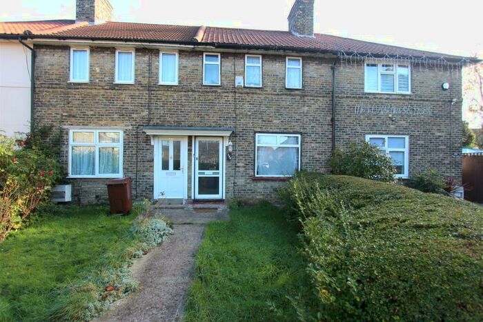 2 Bedroom Terraced House To Rent In Bonham Road, Dagenham, RM8