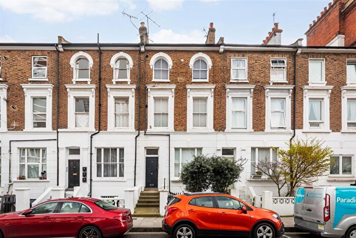 1 Bedroom Flat For Sale In Richmond Way, W12