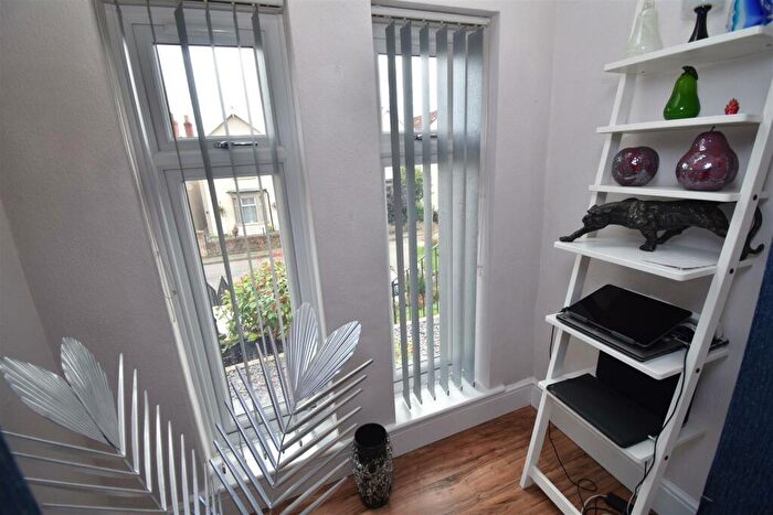 5 Bedroom Detached House For Sale In Springfield Road, Pill., BS20