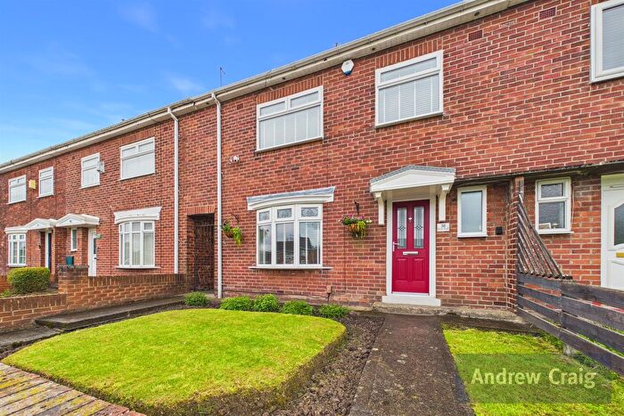 3 Bedroom Semi-Detached House For Sale In Bede Walk, Hebburn, NE31