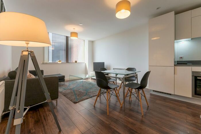 1 Bedroom Flat To Rent In Broadway Residences, Birmingham, B15