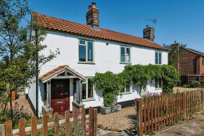 4 Bedroom Character Property For Sale In Farthing Road, Downham Market, PE38