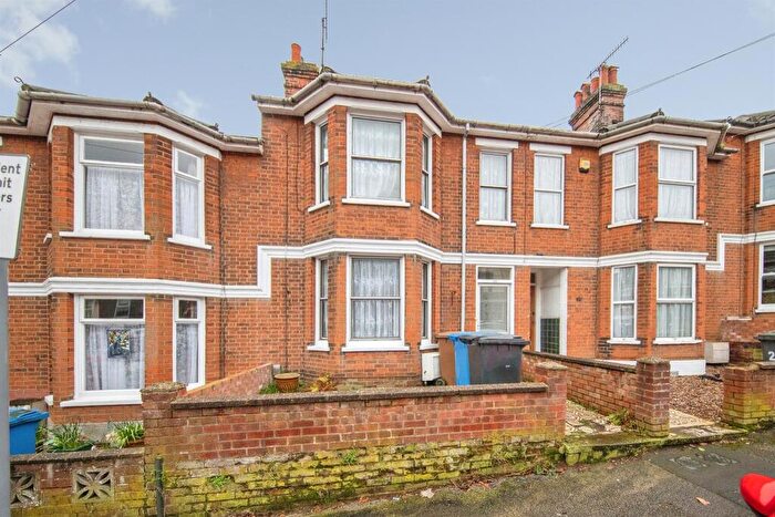 2 Bedroom End Of Terrace House For Sale In Philip Road, Ipswich, IP2