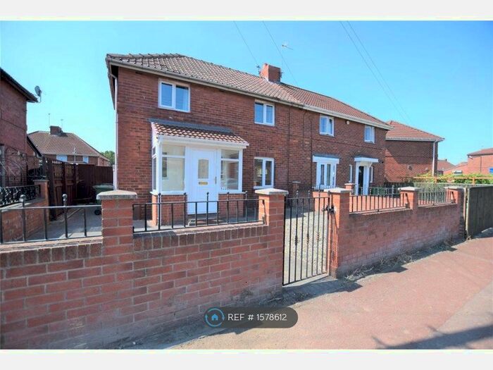 2 Bedroom Semi-Detached House To Rent In Victoria Road, Gateshead, NE8