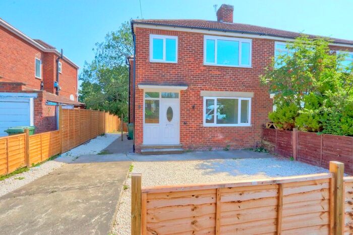 3 Bedroom Semi-Detached House To Rent In Oulston Road, Stockton-On-Tees, TS18