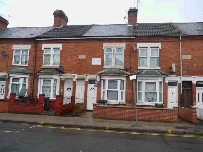 3 Bedroom Terraced House To Rent In Green Lane Road, Leicester, LE5
