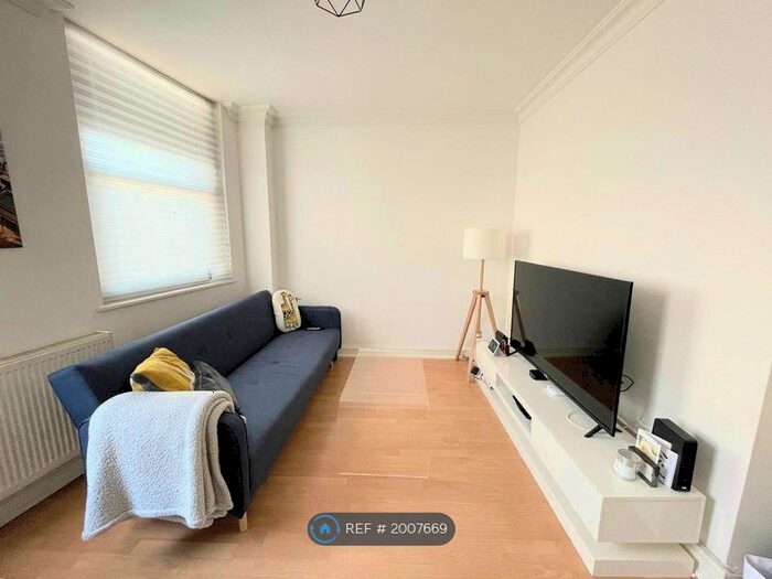 1 Bedroom Flat To Rent In Farringdon Road, London, EC1R