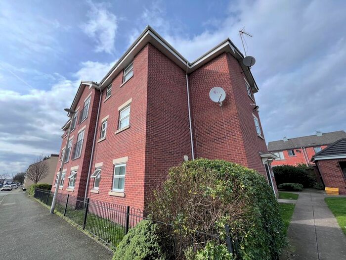 2 Bedroom Flat To Rent In Guest Street, Widnes, WA8