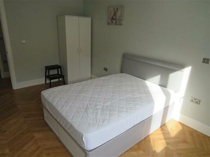 2 Bedroom Apartment To Rent In Newhall Street, Birmingham, B3