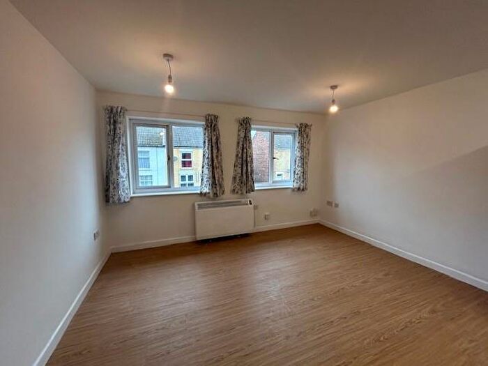 1 Bedroom Flat To Rent In Hamilton Court, Stone Lane, Peterborough, PE1