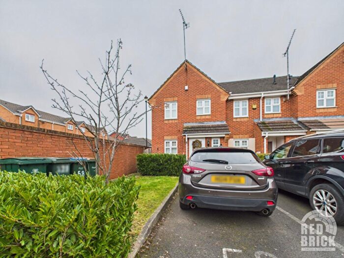 3 Bedroom Semi Detached House To Rent In Kingsford Road, Daimler Green, Coventry, CV6