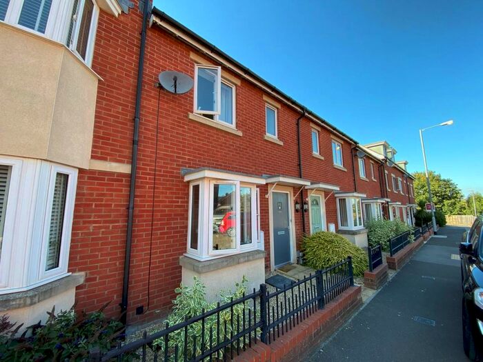 3 Bedroom Property To Rent In Great Western Street, Frome, Somerset, BA11