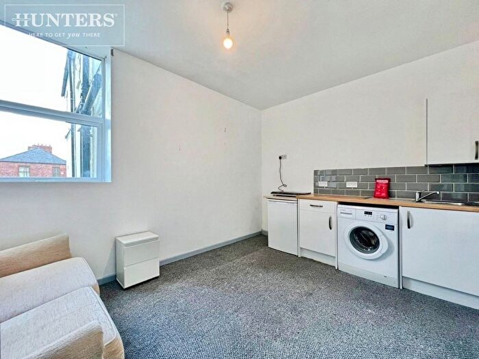 7 Bedroom Terraced House For Sale In Dodworth Road, Barnsley, S70