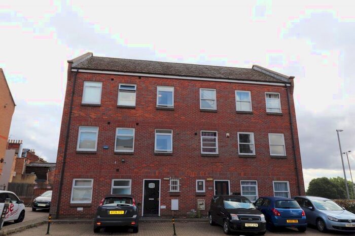 Studio To Rent In St. Edmunds, St. Edmunds Road, Northampton NN1