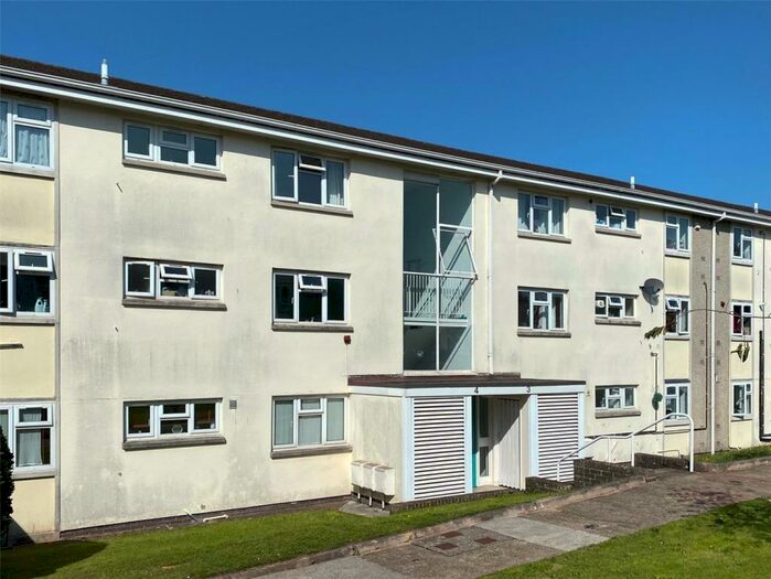 2 Bedroom Apartment To Rent In St. Matthews Close, Exeter, Devon, EX1